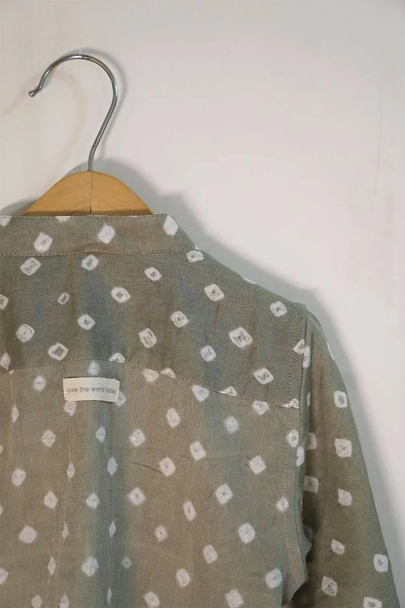 Barefoot Boy' Unisex Relaxed Fit Chinese Collar Bandhani Shirt In Grey