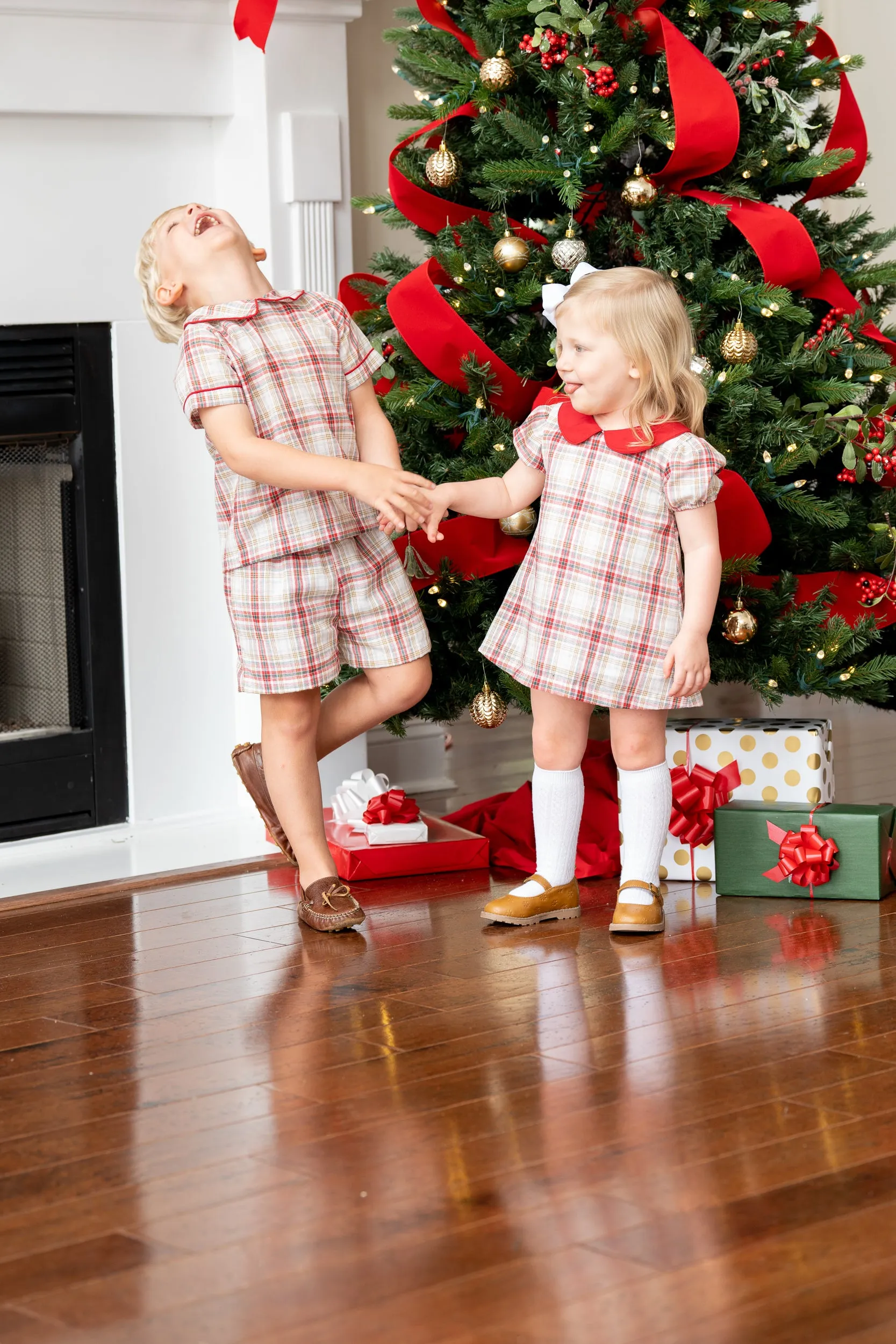 David Festive Plaid Short Set