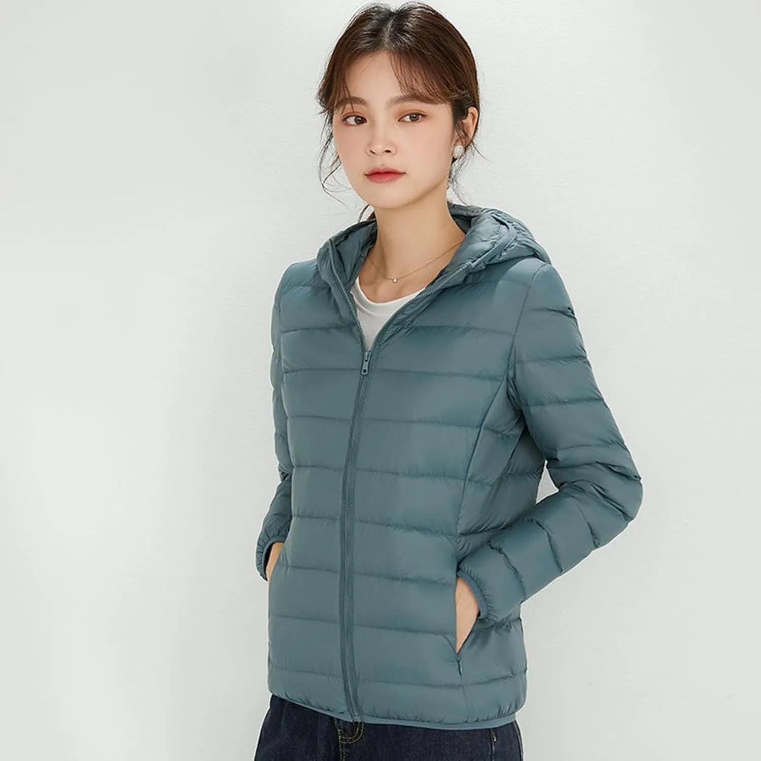 Packable Jackets for Women Lightweight Slim Fit Puffer Jacket Casual Hooded Warm Winter Quilted Down Jacket with Hood